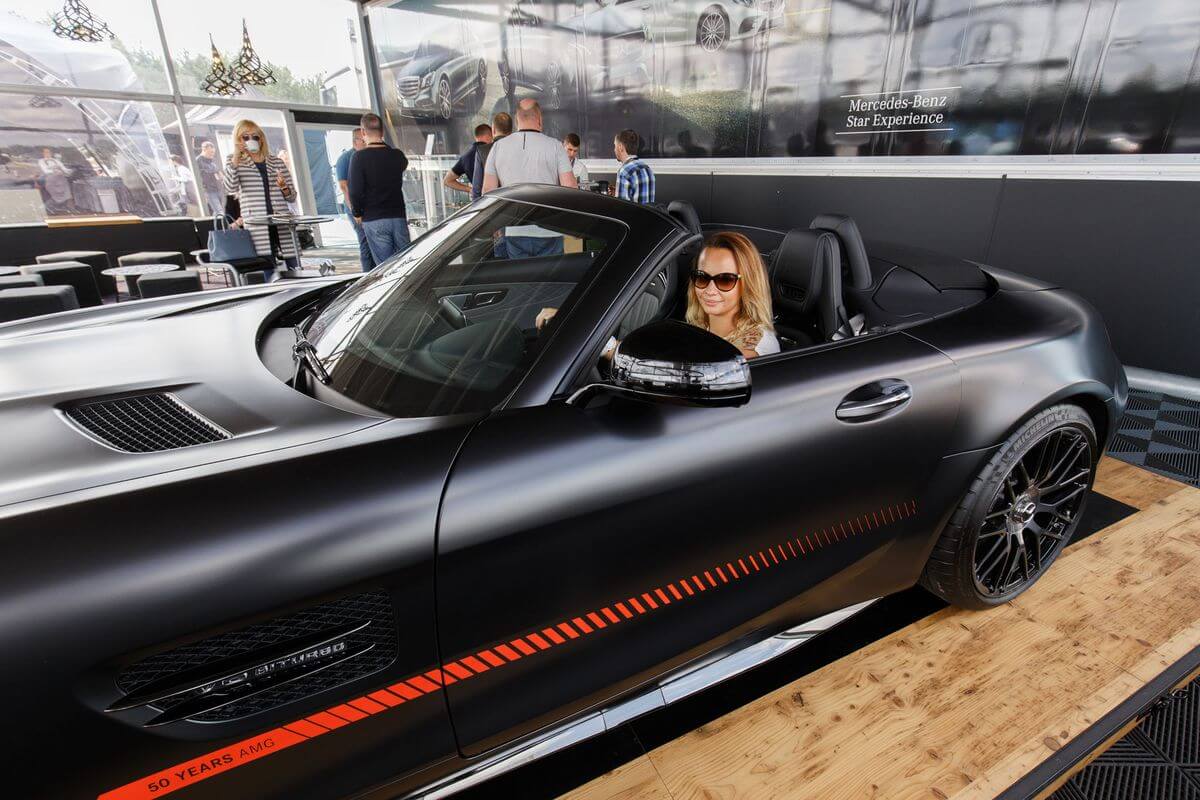 Как мы помогали Автомобильному дому «Энергия» проводить роуд-шоу Mercedes-Benz Star Experience